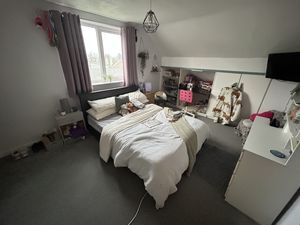 Photo 16- click for photo gallery